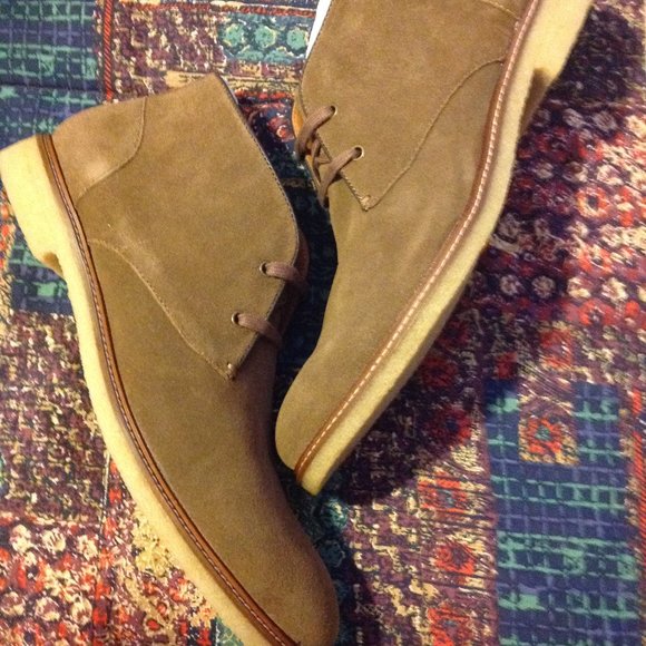 Bloomingdale\'s Men\'s Brown Suede Chukka Boots  - New in Box main image 9